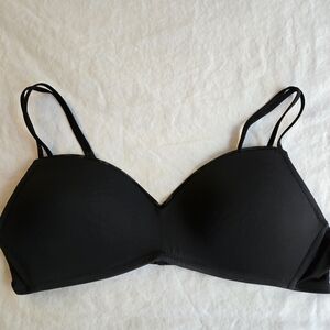 Aerie Wireless Black Mesh Trim Bra 36C - convertible back straps